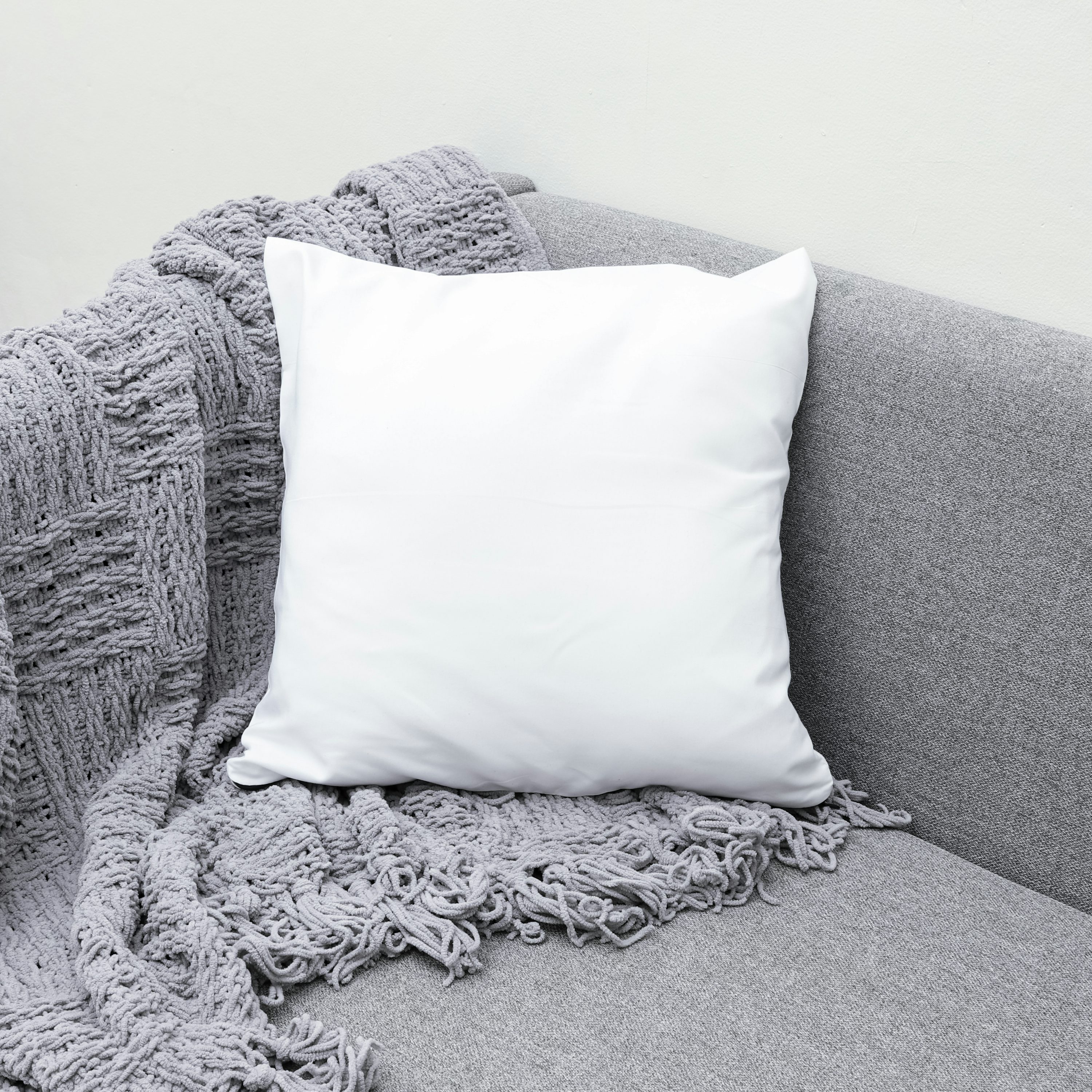 Différents types d'oreillers alignés — mémoire de forme, latex, duvet et ergonomique — pour bien choisir selon ses besoins